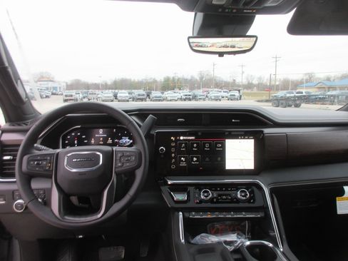 New 2026 GMC Sierra 2500 Denali Ultimate image 17