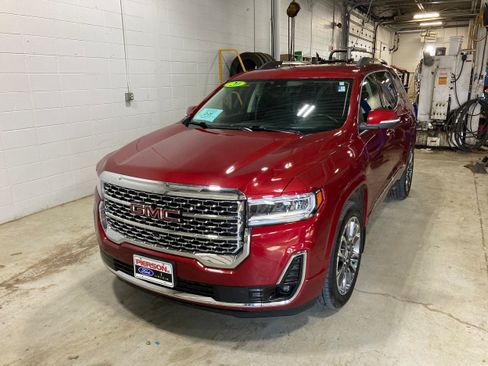 Used 2020 GMC Acadia Denali w/ Trailering Package AWD/4WD image 2