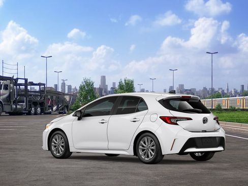 New 2026 Toyota Corolla SE image 6