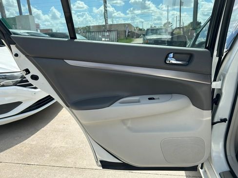 Used 2012 INFINITI G37 Journey w/ Premium Pkg RWD image 19