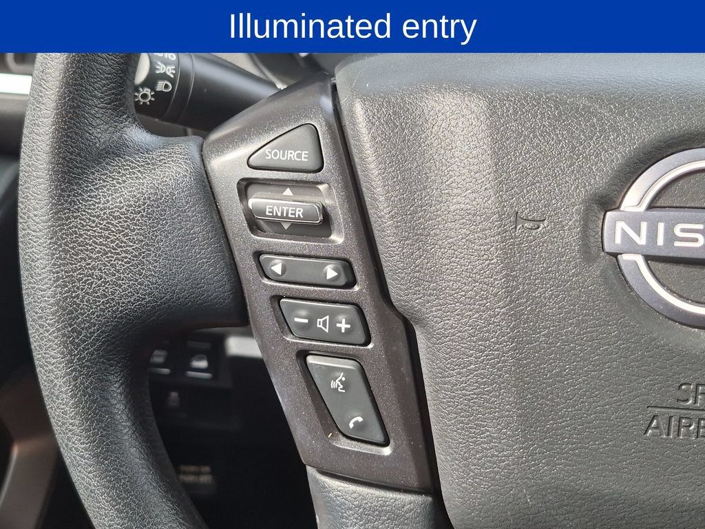 Used 2025 Nissan Frontier SV AWD/4WD image 13