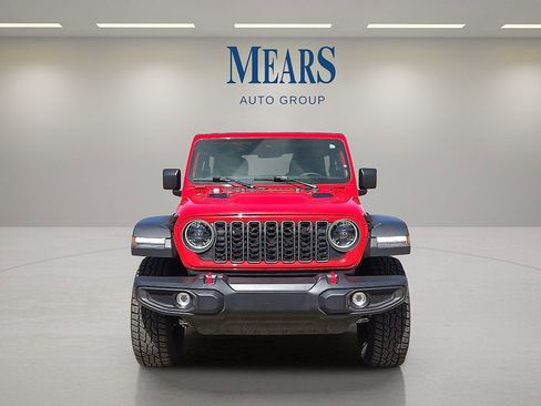 Used 2025 Jeep Wrangler Unlimited Rubicon image 8