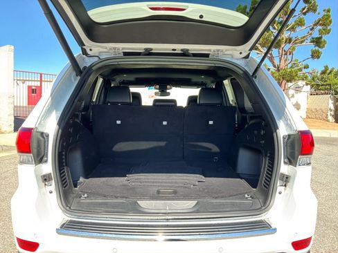 Used 2021 Jeep Grand Cherokee Limited RWD image 22