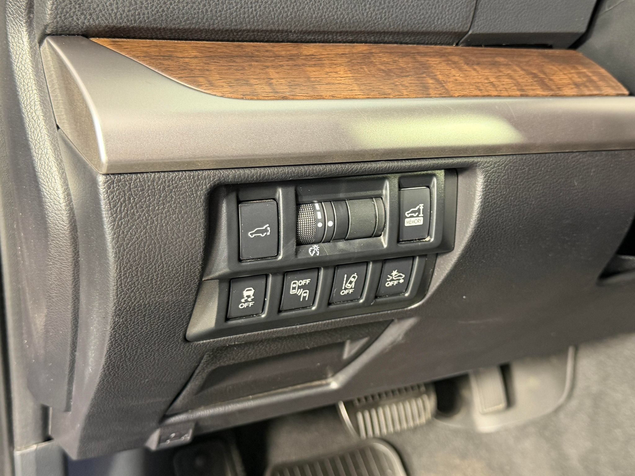 Used 2018 Subaru Outback 2.5i Limited AWD/4WD image 34