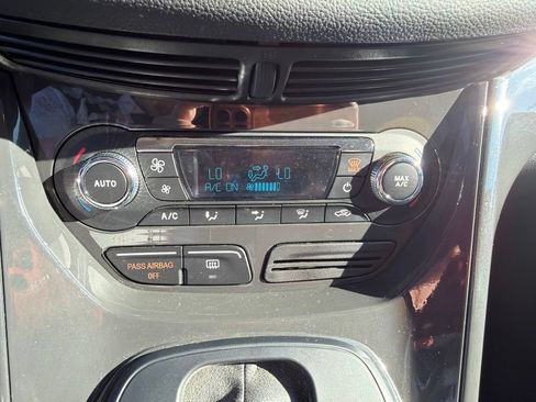 Used 2016 Ford Escape Titanium AWD/4WD image 18