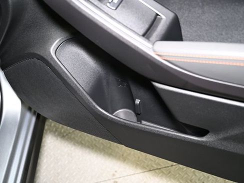 Used 2024 Subaru Crosstrek 2.5i Limited w/ Crosstrek Mirror Package image 52