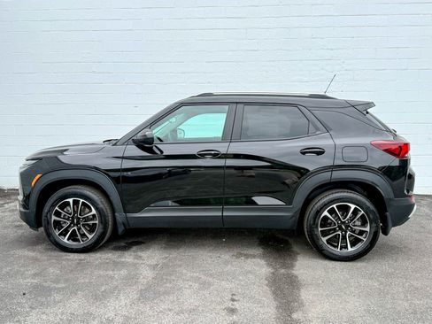 Used 2025 Chevrolet TrailBlazer LT w/ Driver Confidence Package AWD/4WD image 10