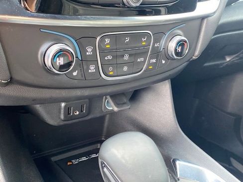 Certified 2023 Chevrolet Traverse LT w/ LPO, Floor Liner Package image 13