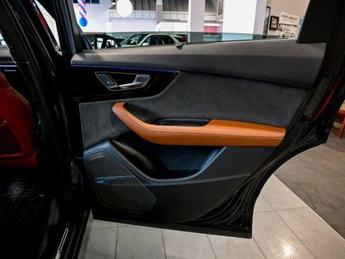 Used 2017 Audi Q7 3.0T Prestige image 28