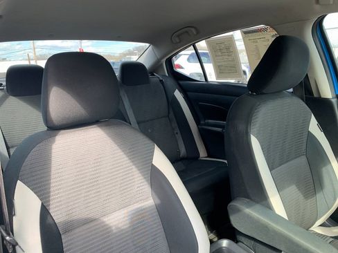 Used 2020 Nissan Versa SV image 18