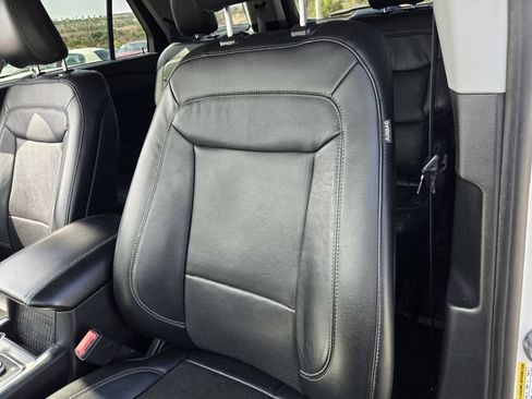Used 2020 Ford Explorer Limited AWD/4WD image 15