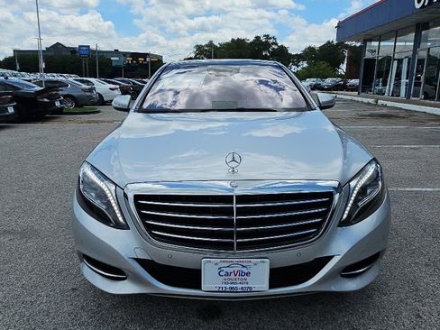 Used 2015 Mercedes-Benz S 550 4MATIC Sedan image 2