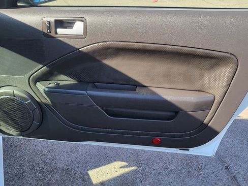 Used 2008 Ford Mustang GT Premium RWD image 16