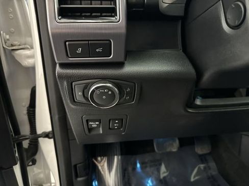 Used 2018 Ford Expedition Platinum image 15