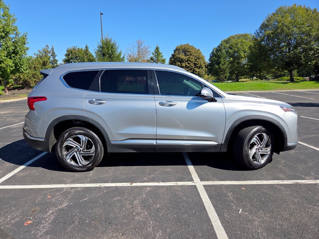 Used 2021 Hyundai Santa Fe SEL w/ Convenience + Premium Package AWD/4WD image 25