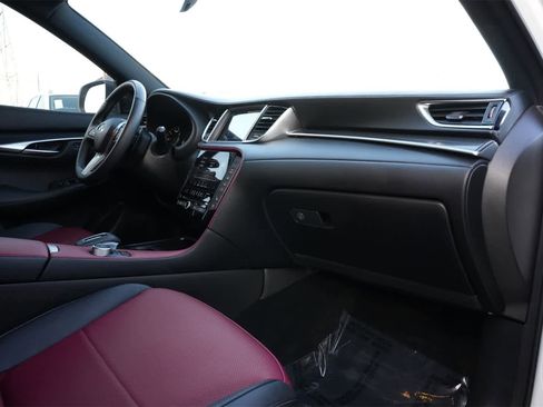 Certified 2025 INFINITI QX50 Sport image 23
