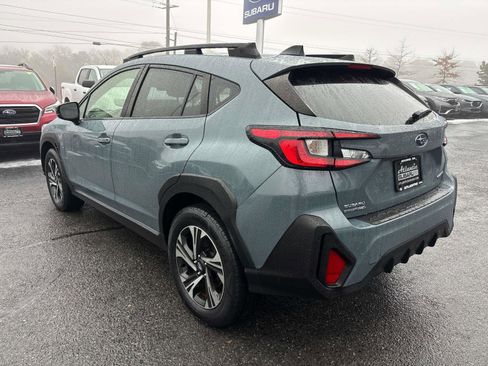 Used 2024 Subaru Crosstrek 2.0i Premium image 5
