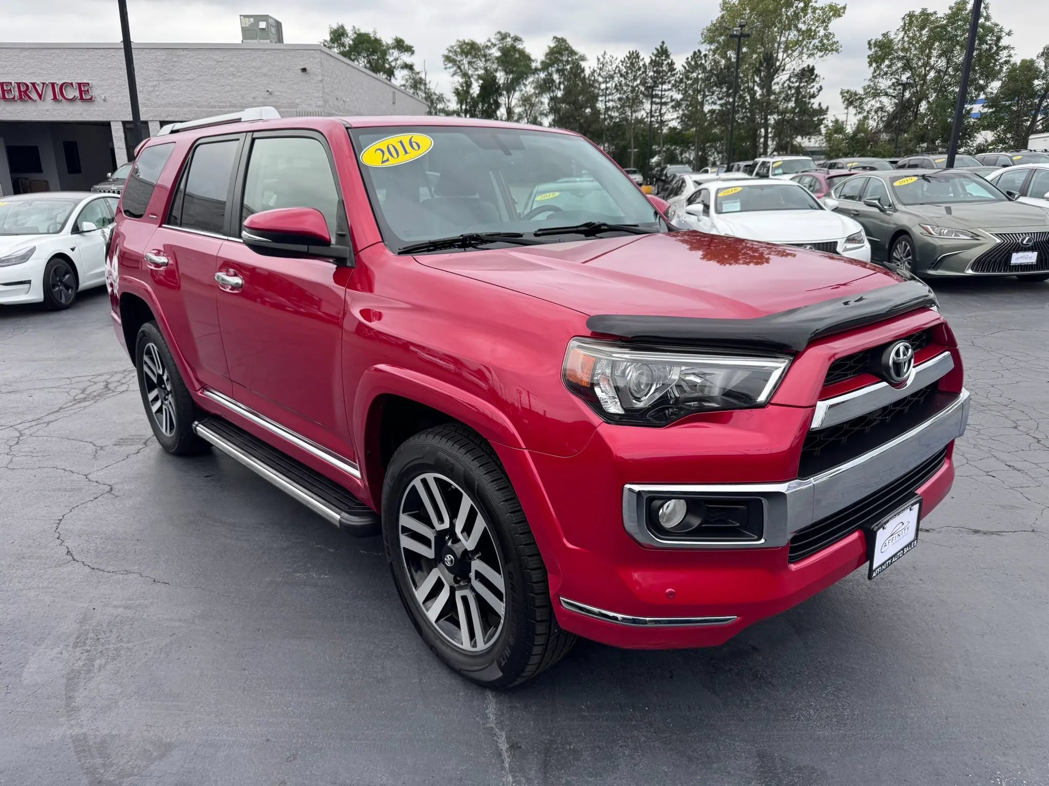 Used 2016 Toyota 4Runner Limited AWD/4WD image 2