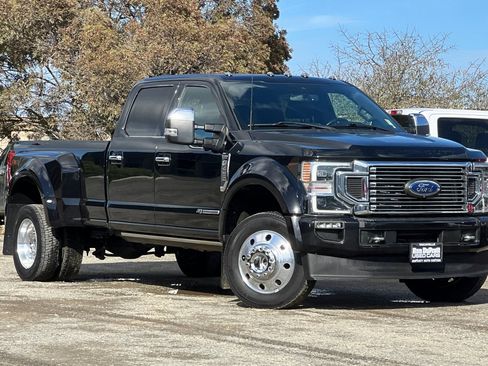 Certified 2022 Ford F450 Platinum image 2