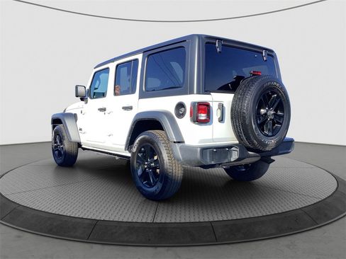 Used 2020 Jeep Wrangler Unlimited Sport image 11