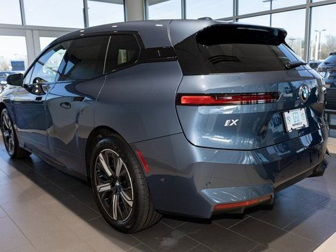 New 2026 BMW iX xDrive45 w/ Premium Package image 4