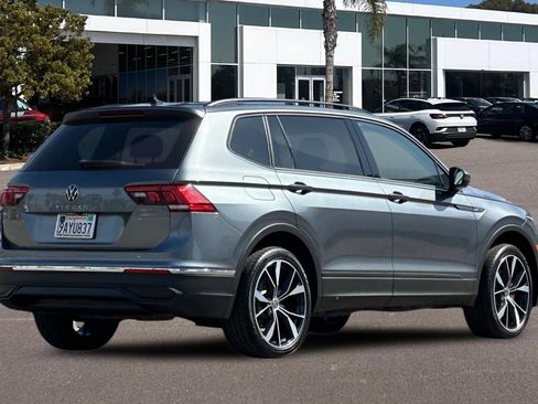 Used 2022 Volkswagen Tiguan S FWD image 3