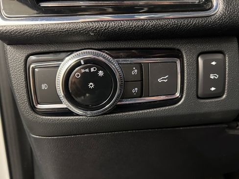 Used 2020 Lincoln Navigator L Reserve w/ Equipment Group 208A Reserve image 26