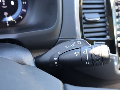 Used 2023 Volvo XC90 B6 Ultimate w/ Protection Package Premier image 23