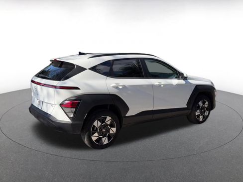 Used 2025 Hyundai Kona SEL image 15