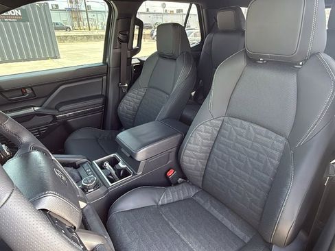 New 2026 Toyota 4Runner TRD Off-Road Premium AWD/4WD image 14