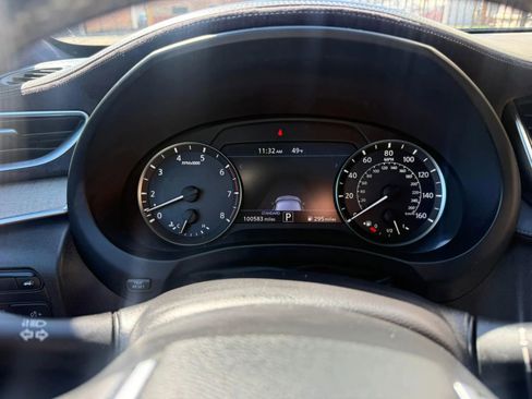 Used 2019 INFINITI QX50 Essential w/ Sensory Package image 12