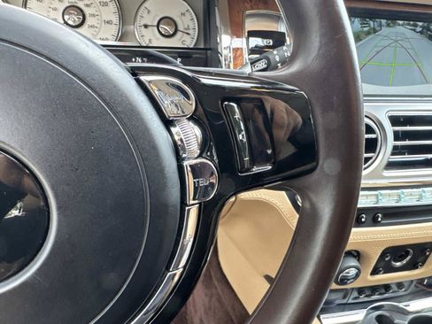 Used 2012 Rolls-Royce Ghost RWD image 43
