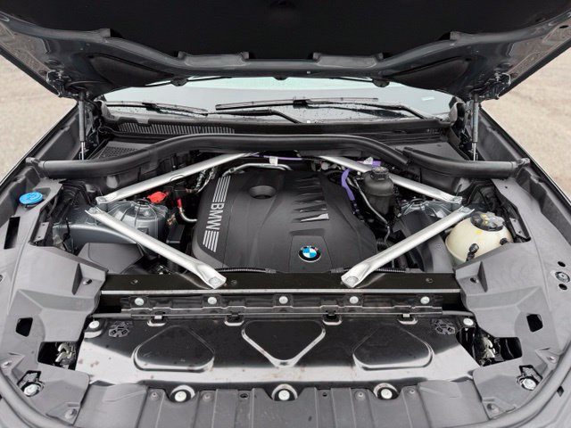 Used 2024 BMW X5 xDrive40i AWD/4WD image 13