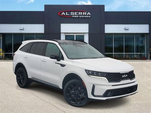 Certified 2023 Kia Sorento SX image 1