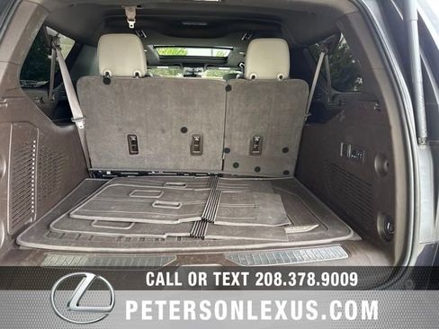 Used 2022 Chevrolet Suburban Z71 w/ Z71 Off-Road Package AWD/4WD image 23