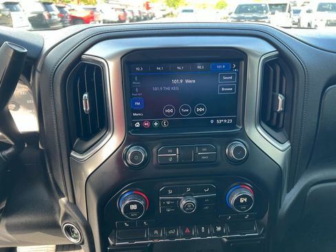 Used 2019 Chevrolet Silverado 1500 LT w/ All-Star Edition AWD/4WD image 30