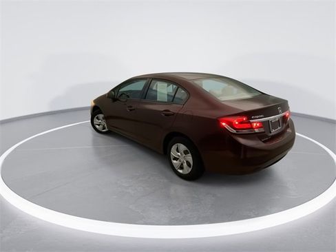 Used 2013 Honda Civic LX image 2
