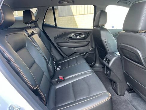 Used 2022 GMC Terrain AT4 AWD/4WD image 14