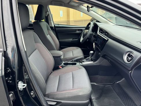 Used 2018 Toyota Corolla FWD image 20