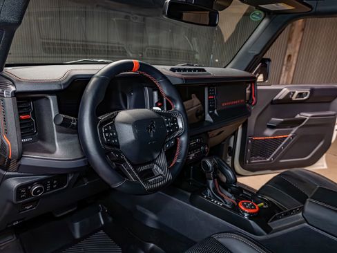 Used 2025 Ford Bronco Raptor image 14