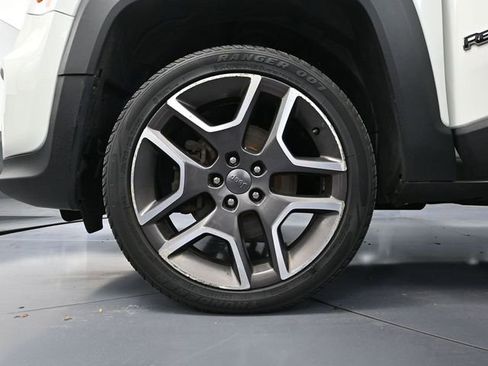 Used 2019 Jeep Renegade Limited w/ Safety and Security Group image 16