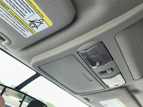 Used 2019 Nissan Frontier SV RWD image 19