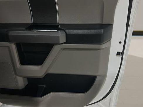 Used 2019 Ford F150 XLT AWD/4WD image 31