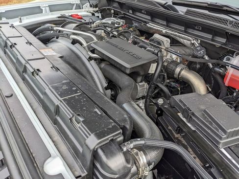 Used 2025 GMC Sierra 2500 AT4 image 60