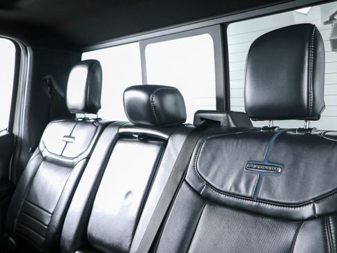 Used 2025 Ford F450 Platinum w/ FX4 Off-Road Package AWD/4WD image 28