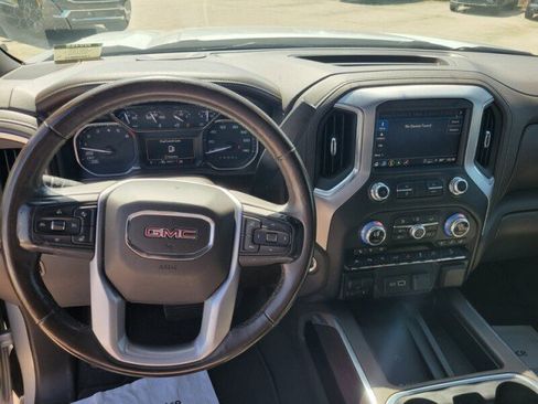 Used 2021 GMC Sierra 1500 SLT w/ SLT Premium Plus Package AWD/4WD image 10