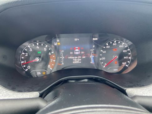 Used 2023 Jeep Compass Latitude w/ Convenience Group image 12