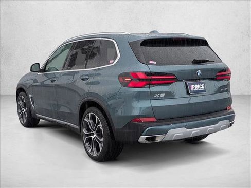 Certified 2026 BMW X5 sDrive40i image 8