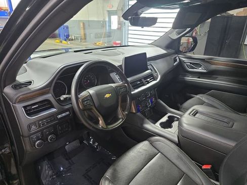 Used 2021 Chevrolet Tahoe High Country w/ Premium Package AWD/4WD image 19