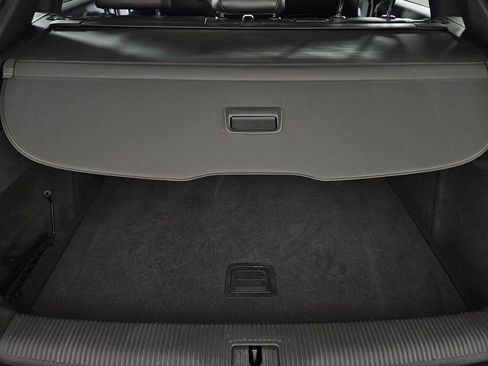 Used 2018 Audi Q3 2.0T Premium image 32